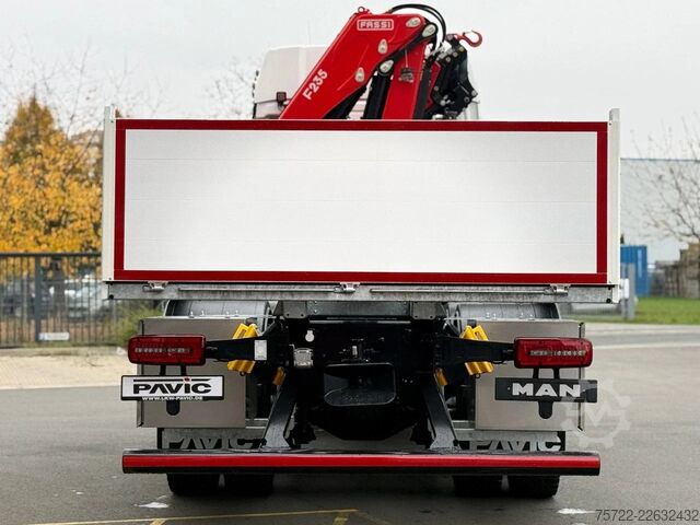 Piattaforma di carico MAN TGS 33.520 6x6 BL Pritsche Kran Fassi F235A.2.24