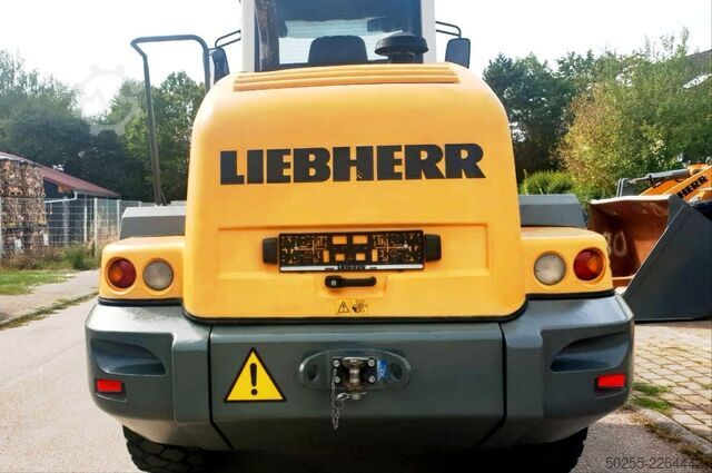 Încărcător pe roți LIEBHERR L 524 kein 514 528 526 538 TOP - original Lack