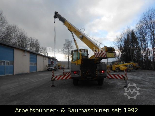 Hochbaukran Coles Cranes 625S, 20T