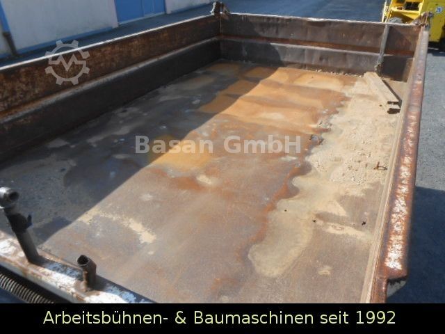 Kiepwagen MERCEDES-BENZ MB 1717 AK Kipper Allrad mit Kran Atlas 100.1