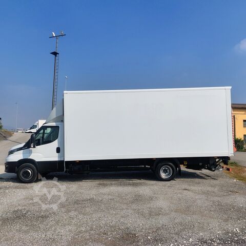 Bestelwagen met hydraulisch platform Iveco Daily 72 C 18 P Hi Matic