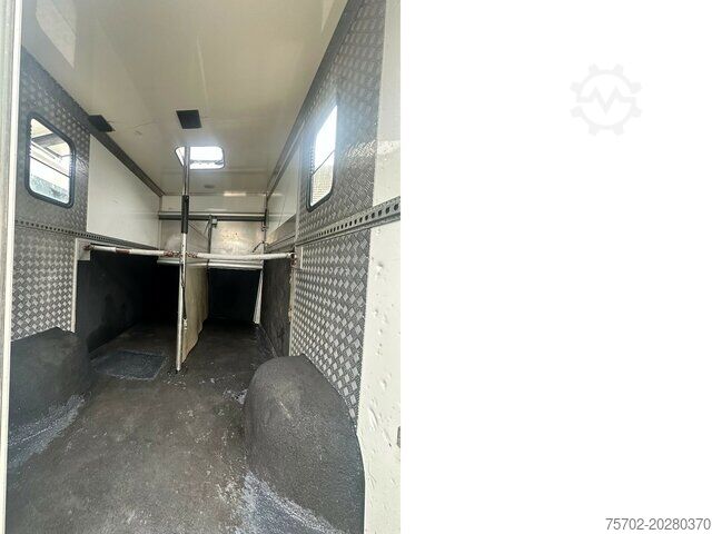 Veetransporter Renault Master 1-2 Pferdetransporter