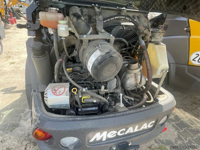 Wiellader MECALAC AX700