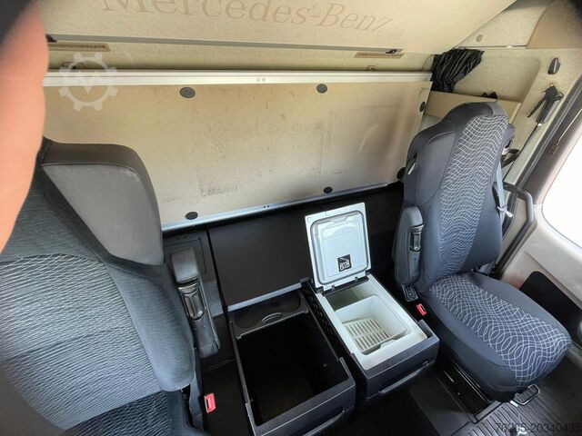 Τυπική μονάδα τράκτορα Mercedes-Benz Actros 1848 LS STH Luft AUT Navi AHK SpurH ACC