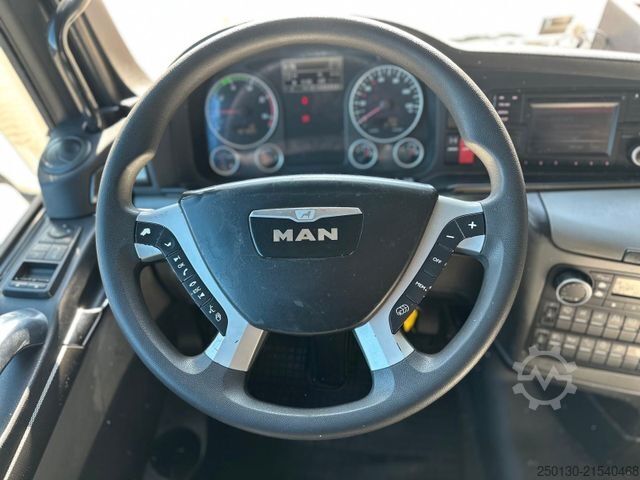 Standard tractor unit MAN TGX 18.440 4x2 EEV Retarder / 2Tanks / ACC /