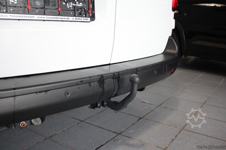 Dobozos furgon OPEL Vivaro Kasten 2.0 M Navi Klima Kamera DAB AHK