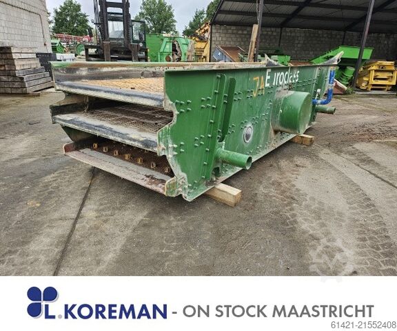 Screening machine Främbs & Freudenberg 15/50-2,5 Främbs & Freudenberg Type: Euroclass Surface: 5000 x 1500 mm – 2,5 Decks Incl.: E-motor & springs Screening machine Främbs & Freudenberg 15/50-2,5