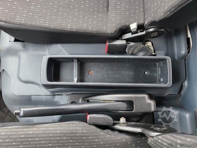 Benne Mitsubishi Fuso Canter 7C18D DoKa 7 Sitze AHK
