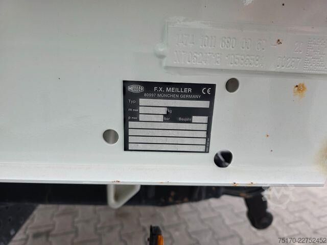 Benne Mitsubishi Fuso Canter 7C18D DoKa 7 Sitze AHK