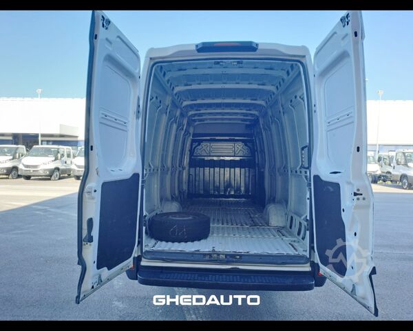 Minibus IVECO DAILY 35S16 2.3 FURGONE PASSO LUNGO