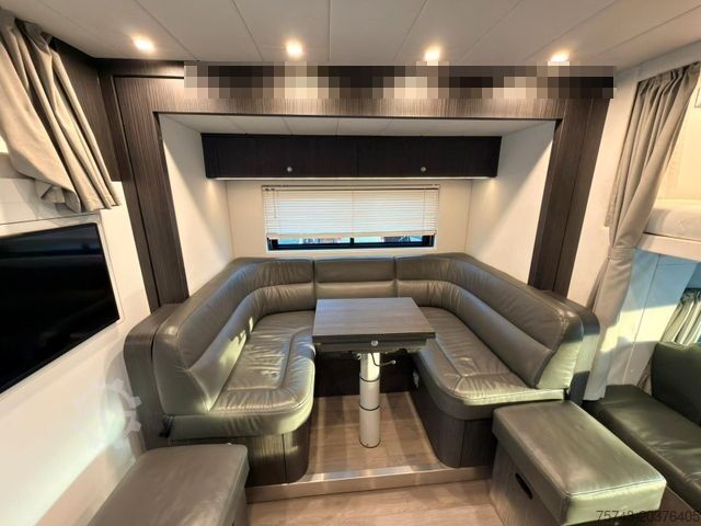 Viehtransporter LKW MERCEDES-BENZ ANTOS 1830 STX . POP-OUT 5 Pferde