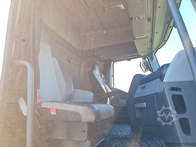 Standard-SZM RENAULT T 460