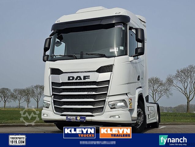 Standard-SZM DAF XF 530 NGD