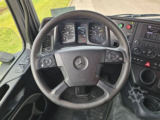 Transport chłodniczy/mrożony MERCEDES-BENZ ANTOS 1835 FRIGO TAILLIFT