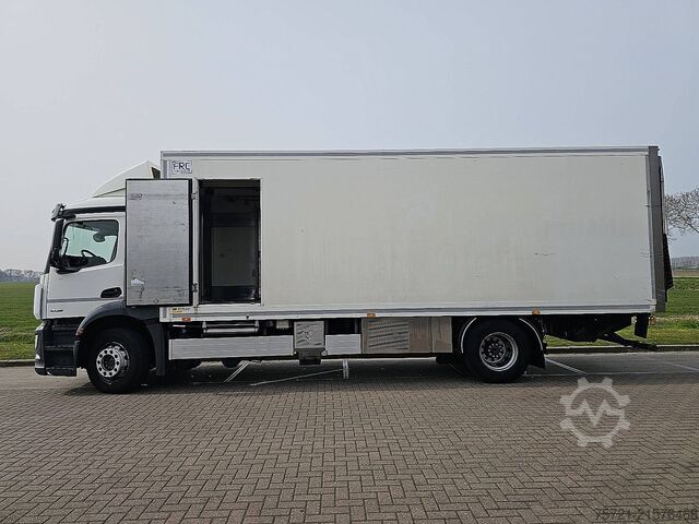Kølet/frosset transport MERCEDES-BENZ ANTOS 1835 FRIGO TAILLIFT