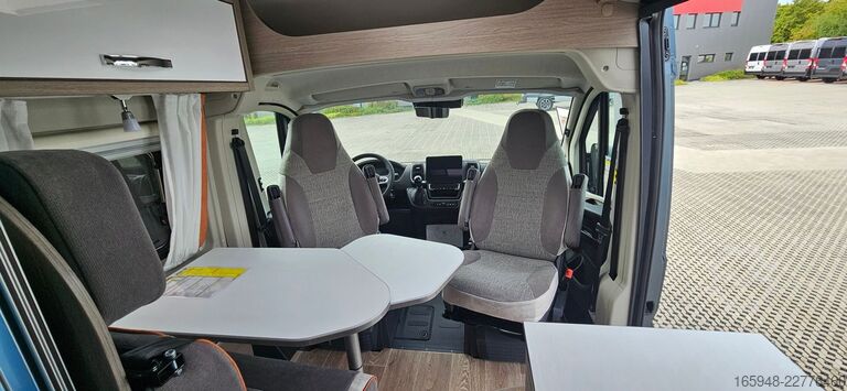 Autocaravana PÖSSL PÖSSL Roadstar 600 L*Längsbetten auf 6m