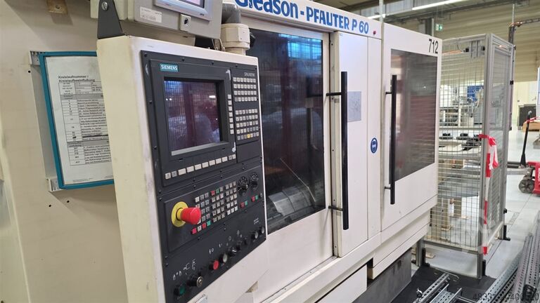 Gear Hobbing Machine - Horizontal GLEASON- PFAUTER P60