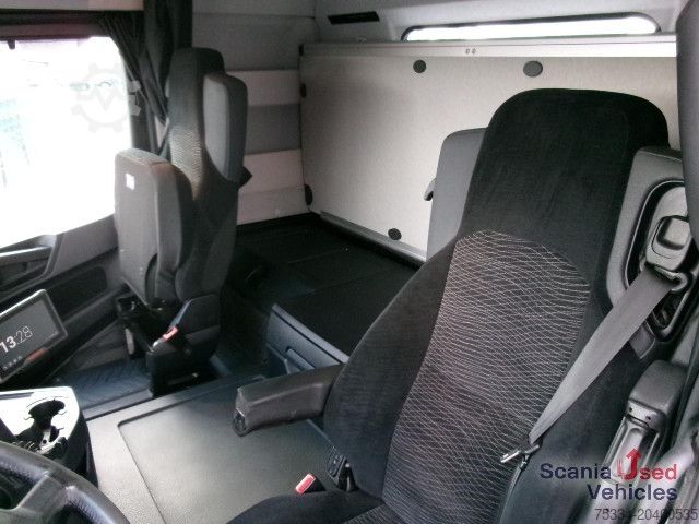 Standardowy ciągnik siodłowy Mercedes-Benz Arocs 1846LS HAD mit Kipphydraulik