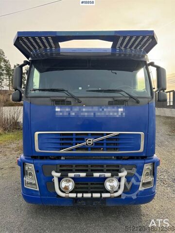 Car transporter Volvo FH12 4x2 Car freight w/ Lohr trailer