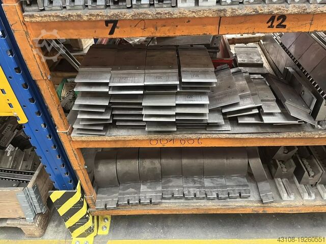 CNC élhajlító BYSTRONIC HÄMMERLE BM 2 Bystronic HÄMMERLE BM 200 - 4100