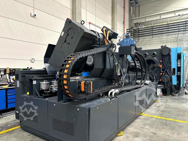 Macchina per lo stampaggio a iniezione DEMAG System 1500/1500-16000