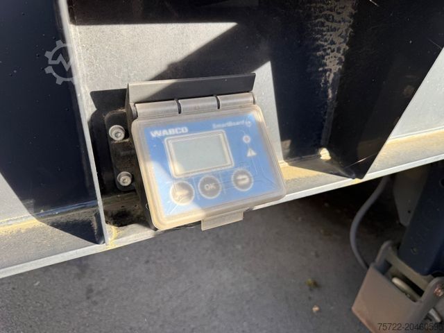 Semirremolque de troncos PAVIC HTS 24 Kurzholz Schemel Auflieger