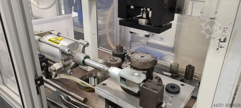 Værktøj med vinkelhoved til ankerproduktion Bosch 600073408