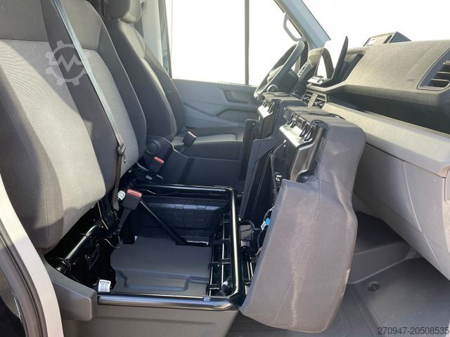 High top van VOLKSWAGEN Crafter Kasten 35 L4H3 NAV SITZHZ AHK DAB KAMERA