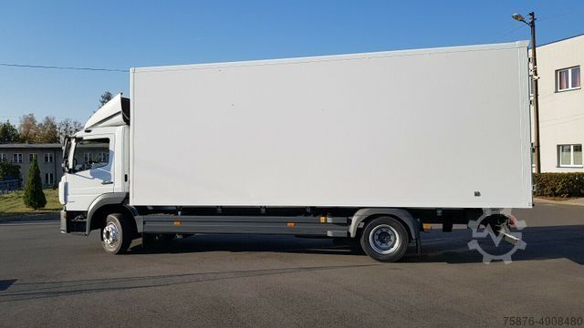 Vrachtwagen met bakwagen MERCEDES-BENZ Atego 12xx Koffer 730 x 249 x 265 cm