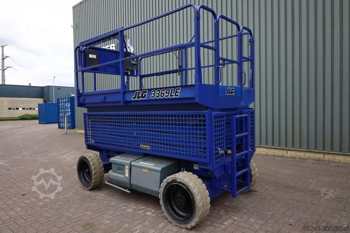 Scherenhebebühne JLG 3369LE Electric, 12m Working Height, 450kg Capacit
