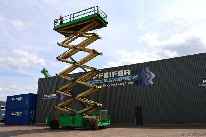 Schaarlift Holland Lift Megastar G-320DL30-4WDS/N Diesel, 4x4x4 Drive, 34m