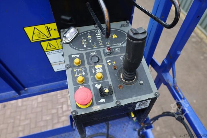 Scherenhebebühne JLG M3369 Hybrid, 12m Working Height, 450kg Capacity,