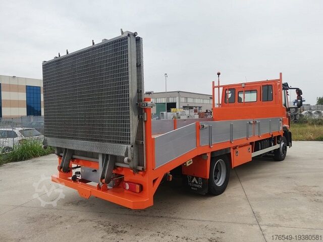 Járműszállító platform Iveco 120-190