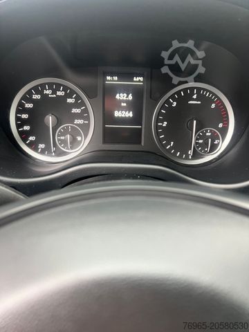 Dobozos furgon MERCEDES-BENZ Vito 110 LANG KLIMA 2-SITZER SICHERHEITSCHLOSSER