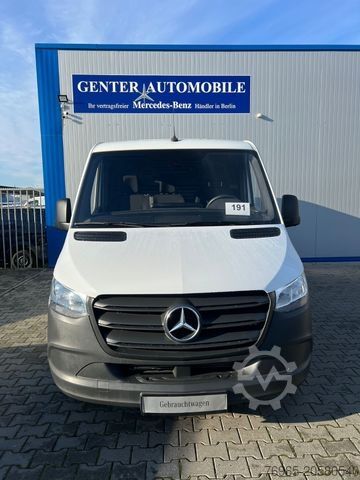 Dobozos furgon MERCEDES-BENZ Sprinter 211 LANG ANHÄNGERKUPPLUNG KLIMA 3-SITZE