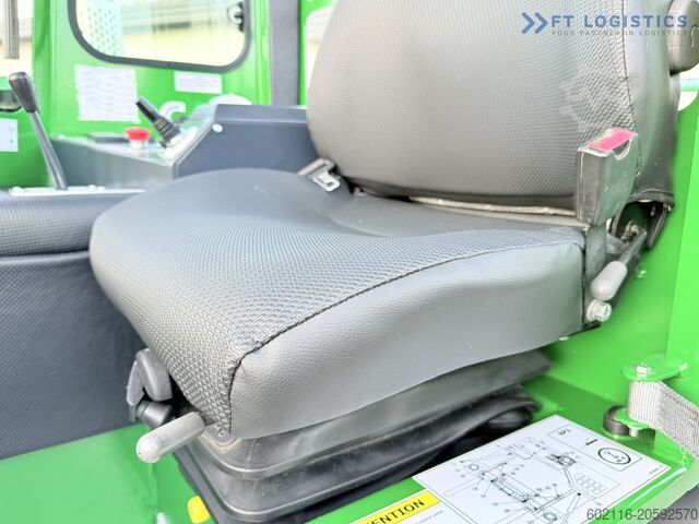 Čtyřsměrný vysokozdvižný vozík Combilift C4500 / DIESEL / DUPLEX WIDE POSITIONER