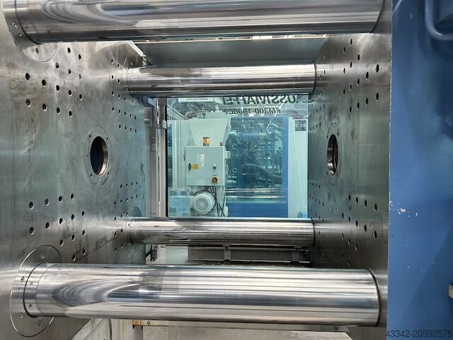Máquina de moldagem por injecção KraussMaffei KM300-1900C2
