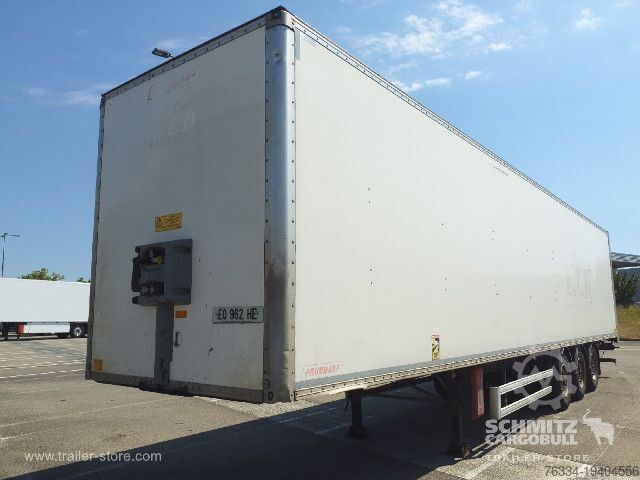 Semirremolque caja Fruehauf Semitrailer Dryfreight Standard Porte relevante