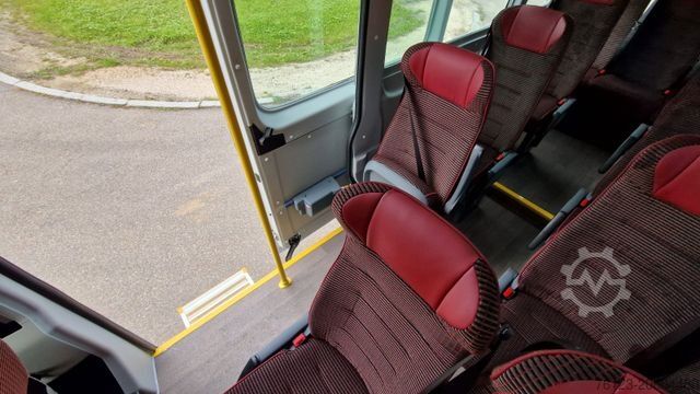 Minibus  2 x Opel Movano, 3 x Fiat Ducato 18 Sitzer Jumpe