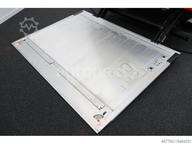 Vrachtwagen met bakwagen MERCEDES-BENZ Sprinter 317 *LADEBORDWAND* +KAMERA (4332)