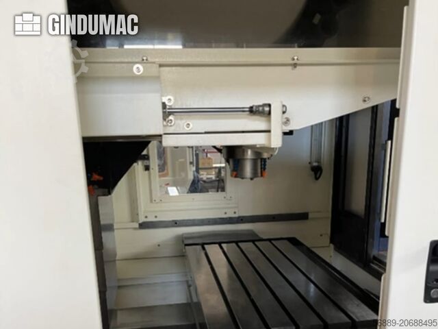 Függőleges megmunkáló központ YCM NMV106A