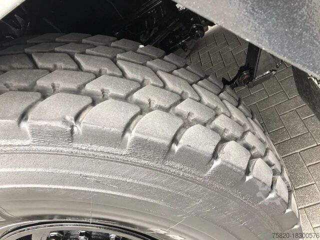 Mobiele kraan Liebherr LTM 1095 5.1 KRAAN/KRAN/CRANE/GRUA