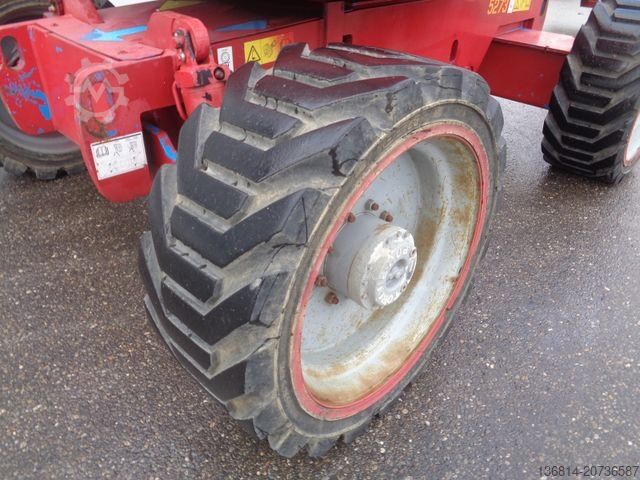 Piattaforma di lavoro GENIE Z51/30J Articulating Boom 17,6 Meter