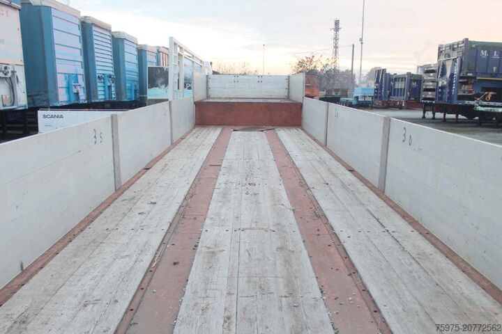 Semiremorcă cu platformă joasă pentru transportul utilajelor de construcţii DE ANGELIS semirimorchio carrellone verricello usat