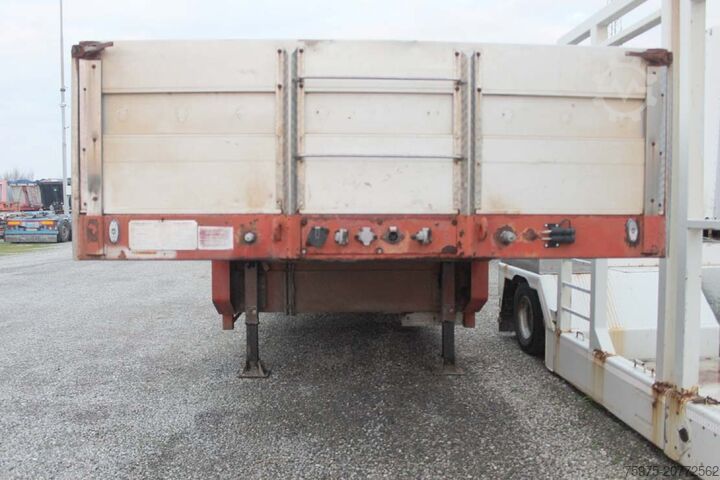 Semiremorcă cu platformă joasă pentru transportul utilajelor de construcţii DE ANGELIS semirimorchio carrellone verricello usat