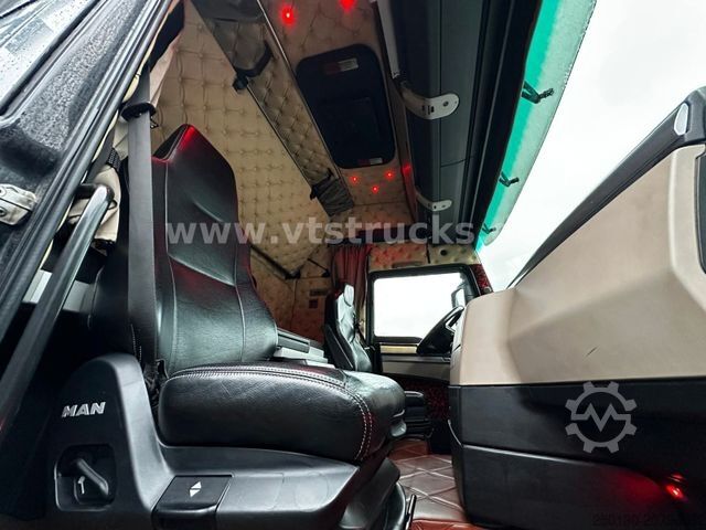 Veewagen MAN TGX 26.500 4. Stock Menke-Janzen Viehtransporter