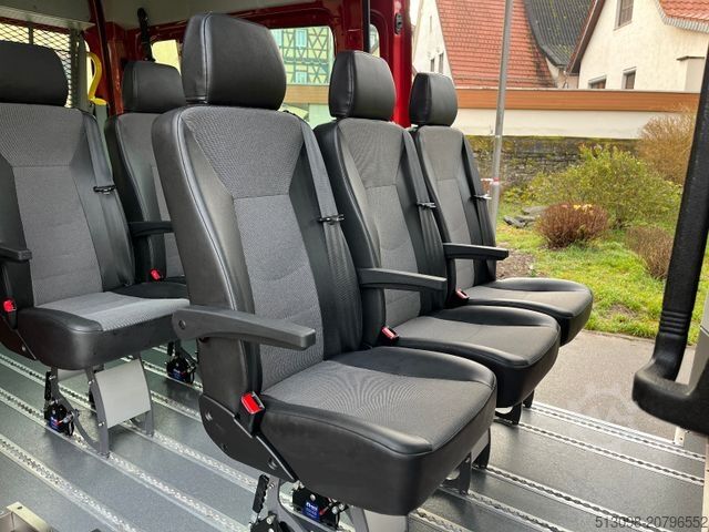 Minibus VOLKSWAGEN CRAFTER 2.0 TDI 8 SITZER KLIMA 1.HAND HECKLIFT