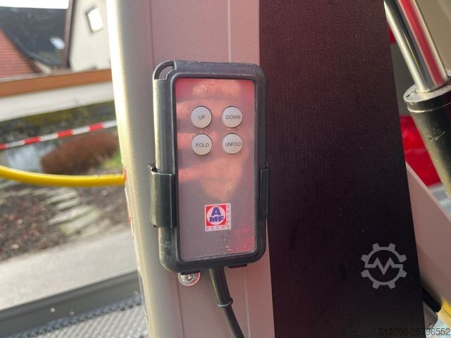 Minibus VOLKSWAGEN CRAFTER 2.0 TDI 8 SITZER KLIMA 1.HAND HECKLIFT