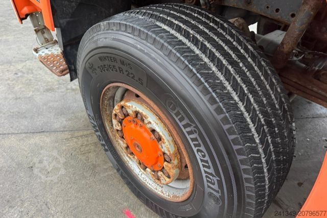 Standaard trekker MERCEDES-BENZ Actros 2048 4x4 Winterdienst