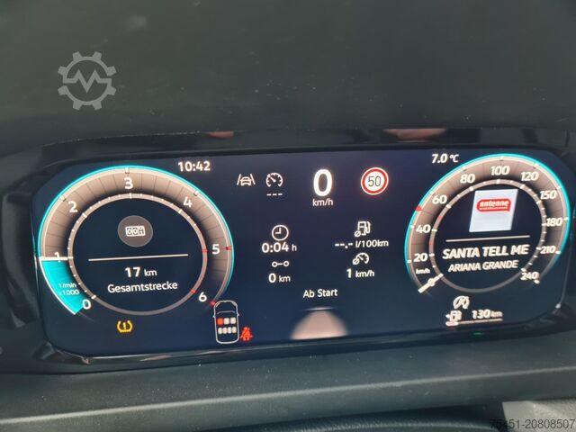 Pick-up van VW Crafter 35 Doka Pritsche MR AHK KLIMA PDC TEMPOMAT